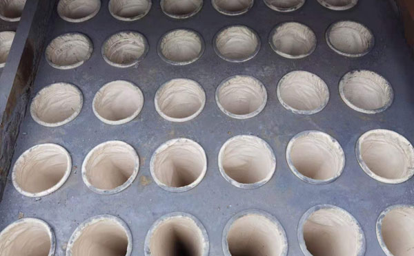 除尘器布袋更换